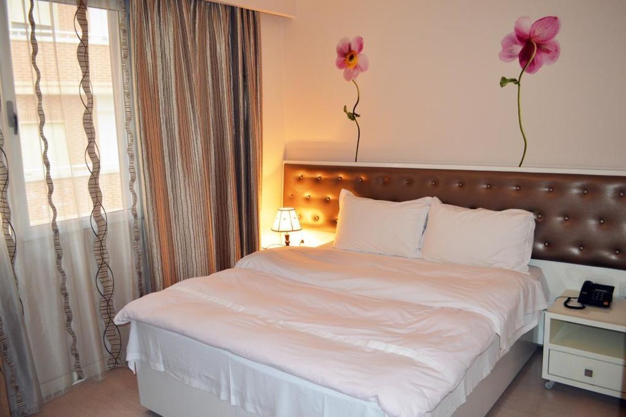 Select City Center Hotel Tirana Kültér fotó