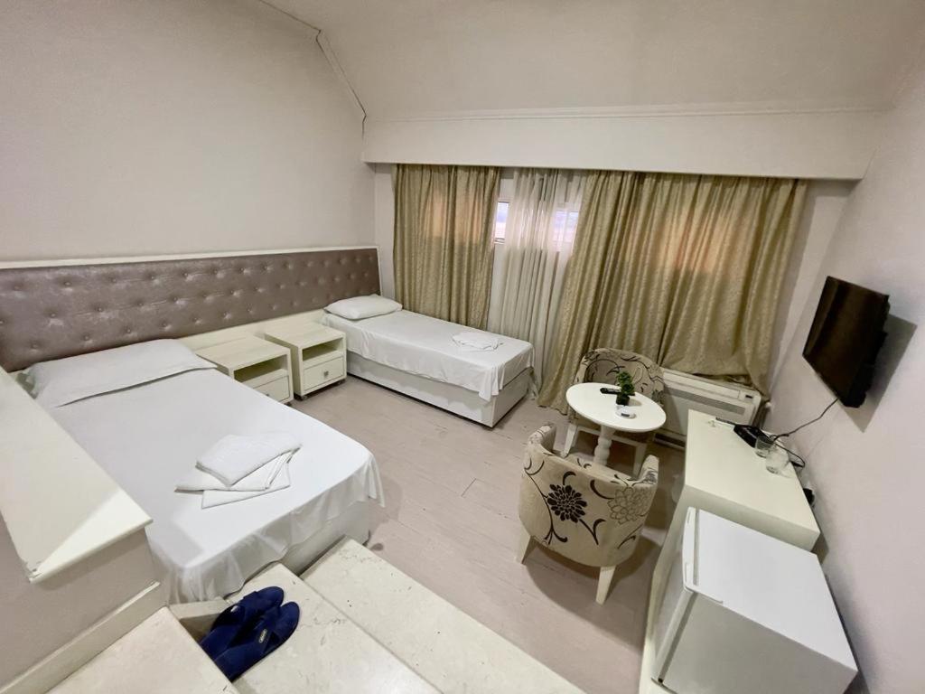 Select City Center Hotel Tirana Kültér fotó