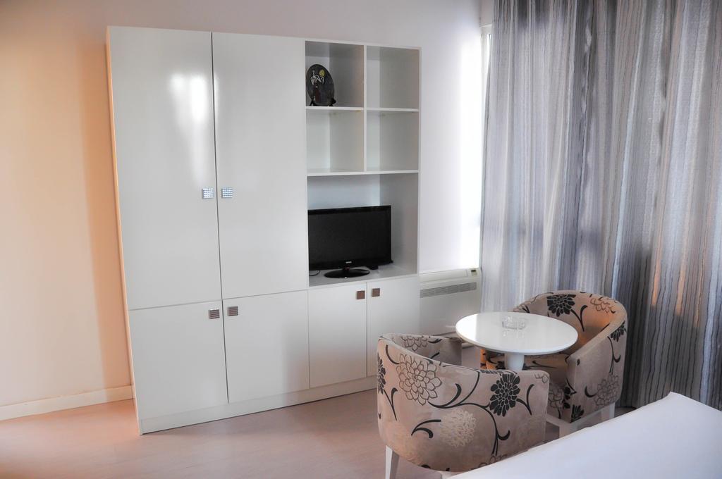 Select City Center Hotel Tirana Szoba fotó