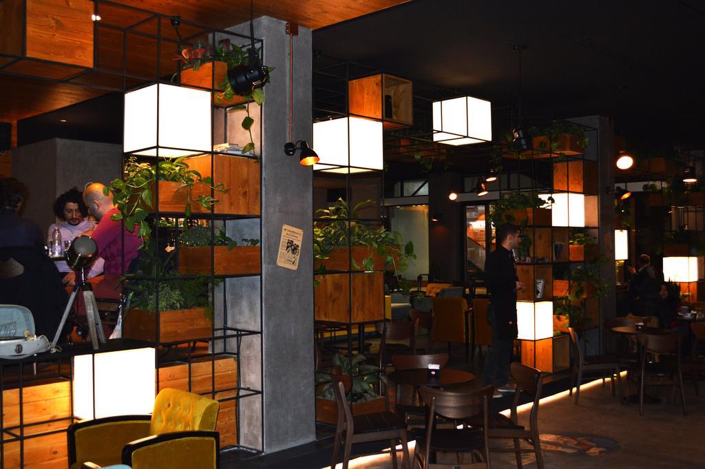 Select City Center Hotel Tirana Kültér fotó