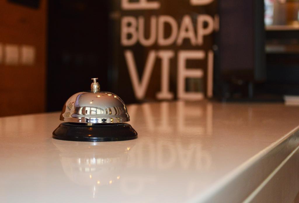 Select City Center Hotel Tirana Kültér fotó