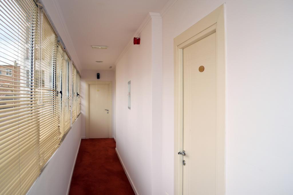 Select City Center Hotel Tirana Kültér fotó